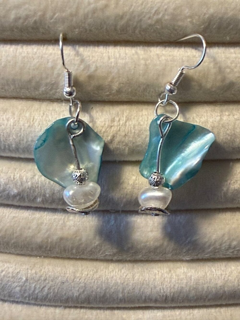 Caribbean Shimmer – Aqua Shell & Pearl Earrings